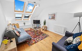 Stunning 2Br Loft Apt In Oban - Sea Views